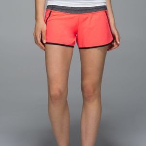 Lululemon Run Times Shorts Grapefruit Size 6 EUC